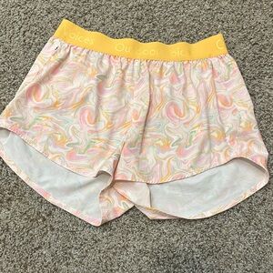 Outdoor Voices Women's Athletic Shorts - Swirled Pastel